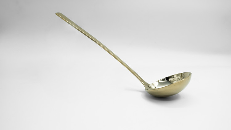 ملاقه استیل بزرگ طلایی براق مدل سورنا H&M